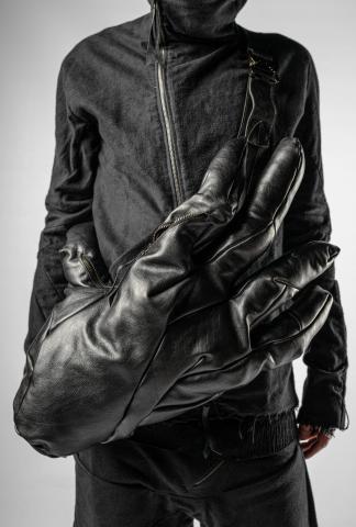 Leon Emanuel Blanck Anfractuous Distortion Hand Bag | Elixirgallery