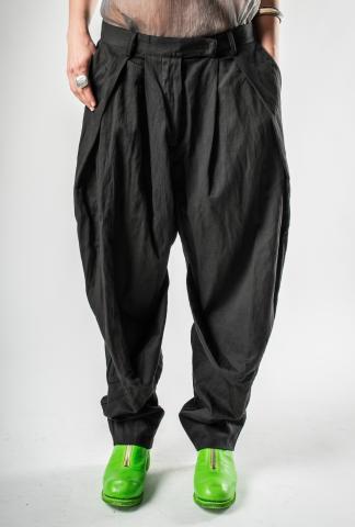 Un-Namable Pleated Loose Trousers