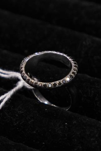 ROSA MARIA SILVER TREATED RING -TOP(1½mm) SILVER T