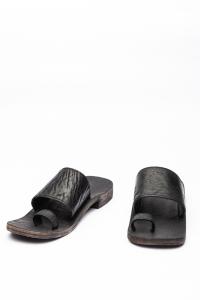 IERIB Reinforced Heel Waxed Horse Leather Sandals