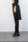 Moohong Back Vent Pleated Tapered Trousers