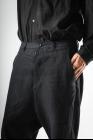 Individual Sentiments Knee Pleat Cropped Trousers