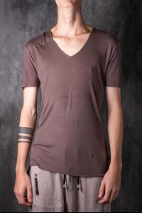 Unconditional R80 RIBBED V NECK TEE WITH RAW HEM