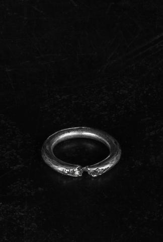 Tobias Wistissen Grey Diamonds Sterling Silver Broken Ring