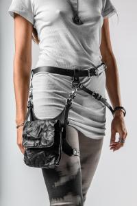 TEO+NG Tyos Belt Suspender Bag