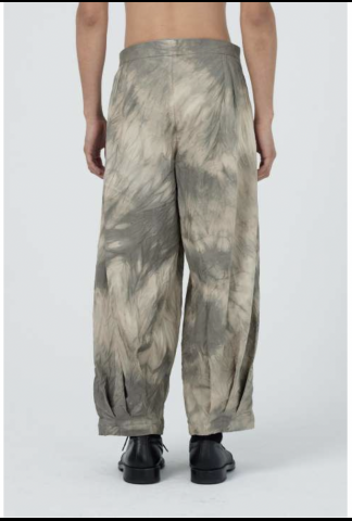 Chiahung Su Pleated Tie Dye Cropped Trousers