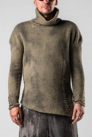 Chia_Hung Su Distressed Knitted Turtleneck