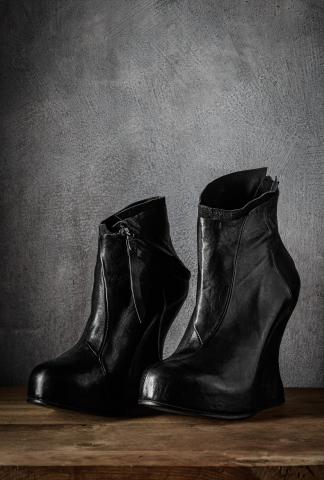 Leon Emanuel Blanck Anfractuous Distortion Wedge Heels