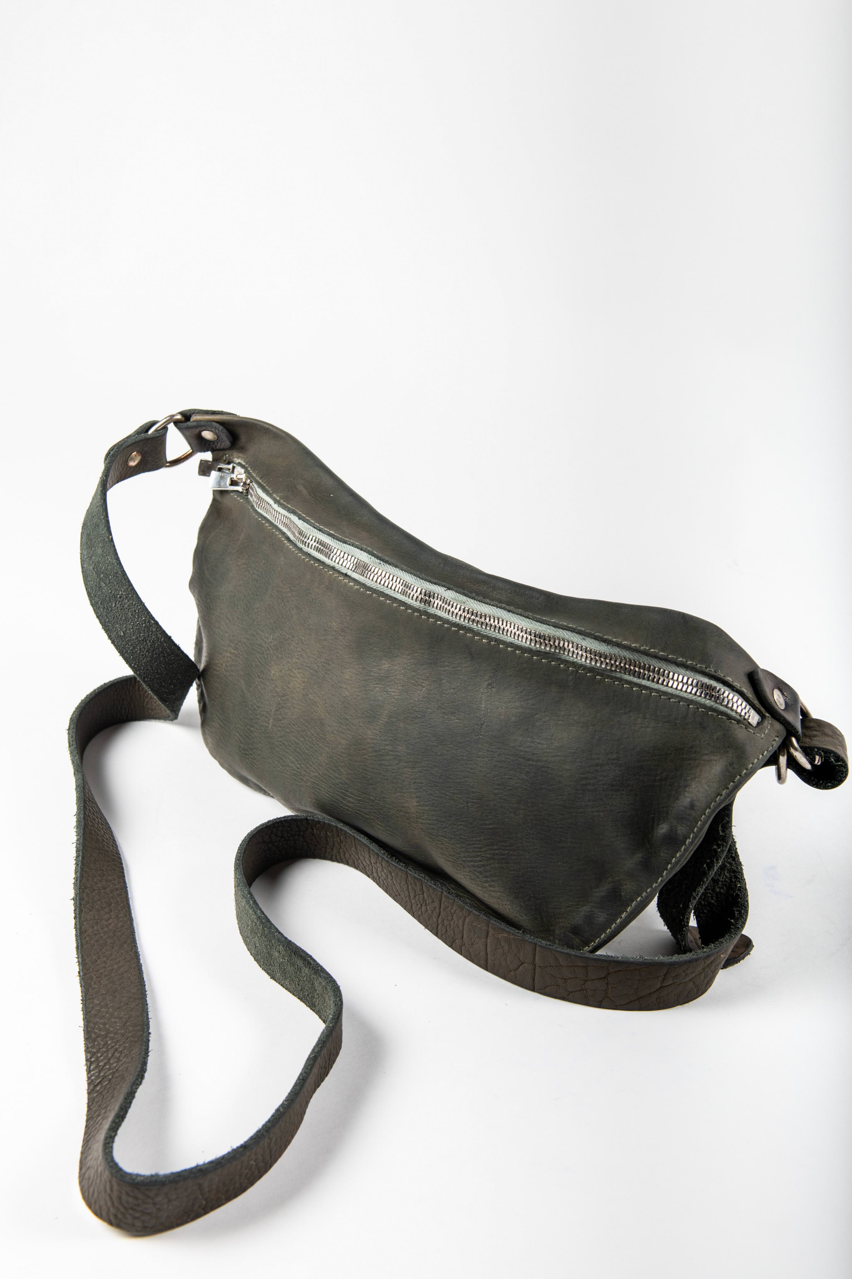 GUIDI Q10M CV31T Soft Horse Full Grain Leather Belt Bag