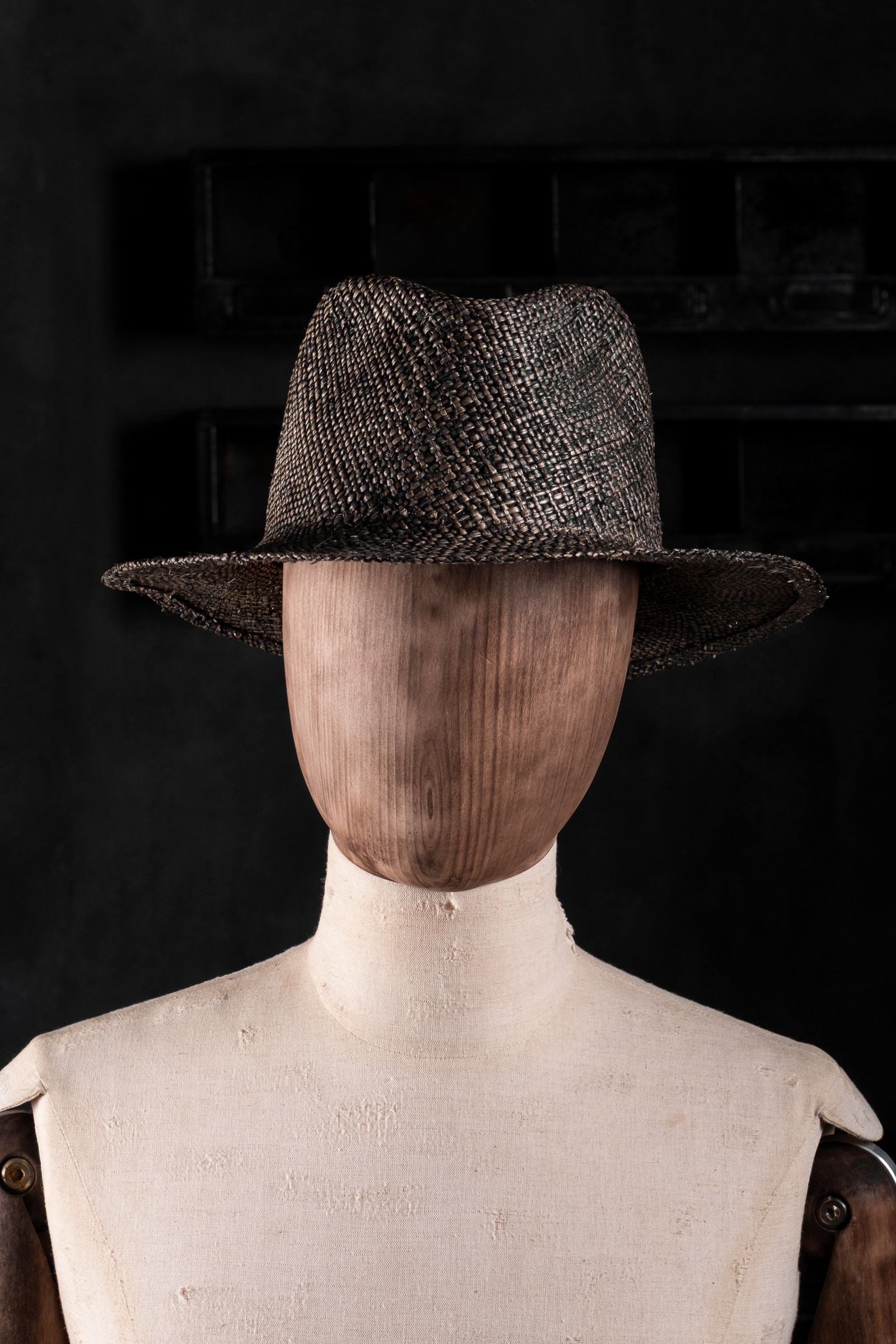 Reinhard Plank Alba Hat in color Black | Elixirgallery