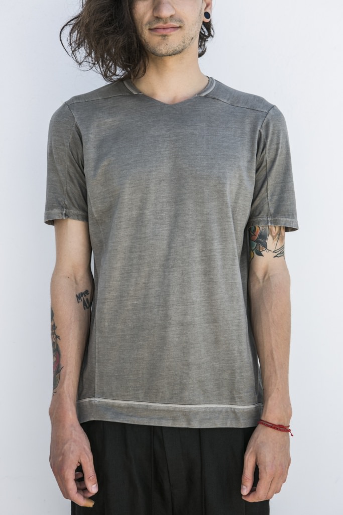 DEVOA ファリエロ サルティShort Sleeve Cotton DEVOA Cotton jersey Short sleeve in color Dirty Gray | Elixirgallery