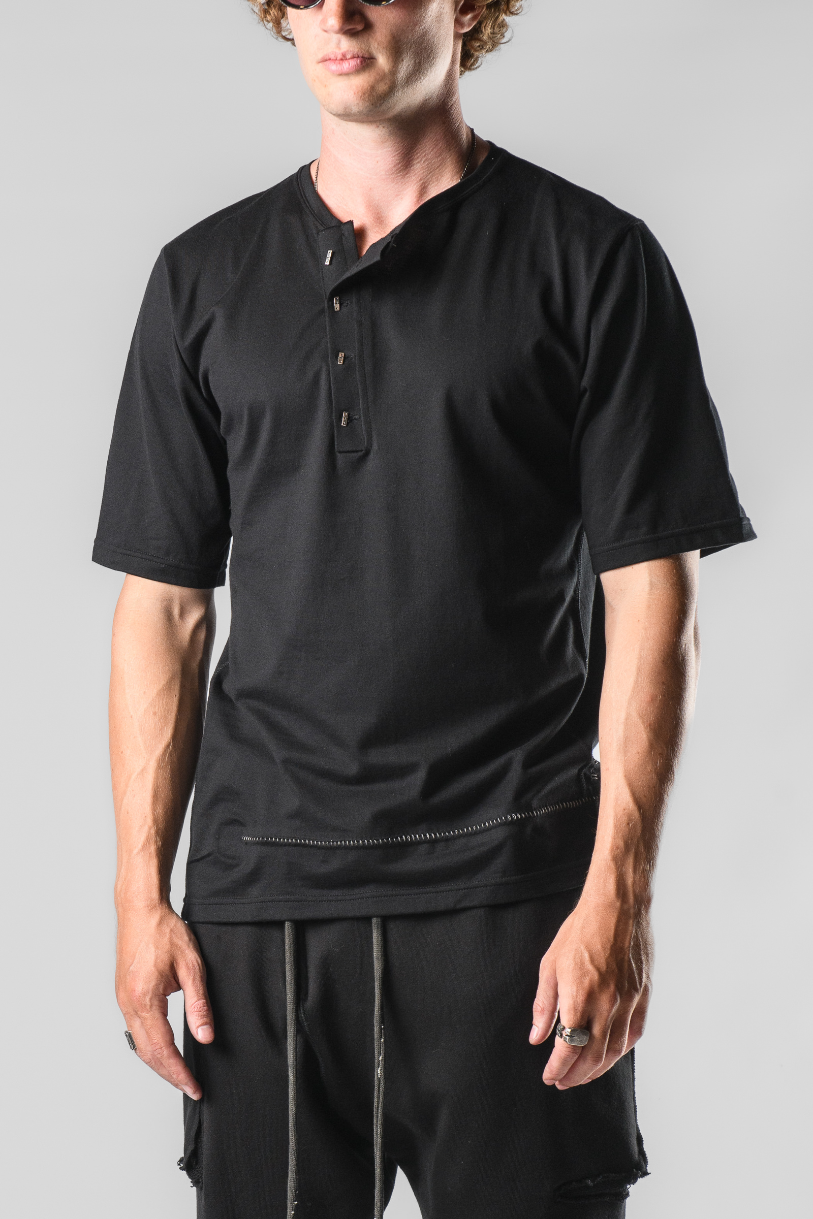 Taichi Murakami Short Sleeve Henley T-shirt in color Black
