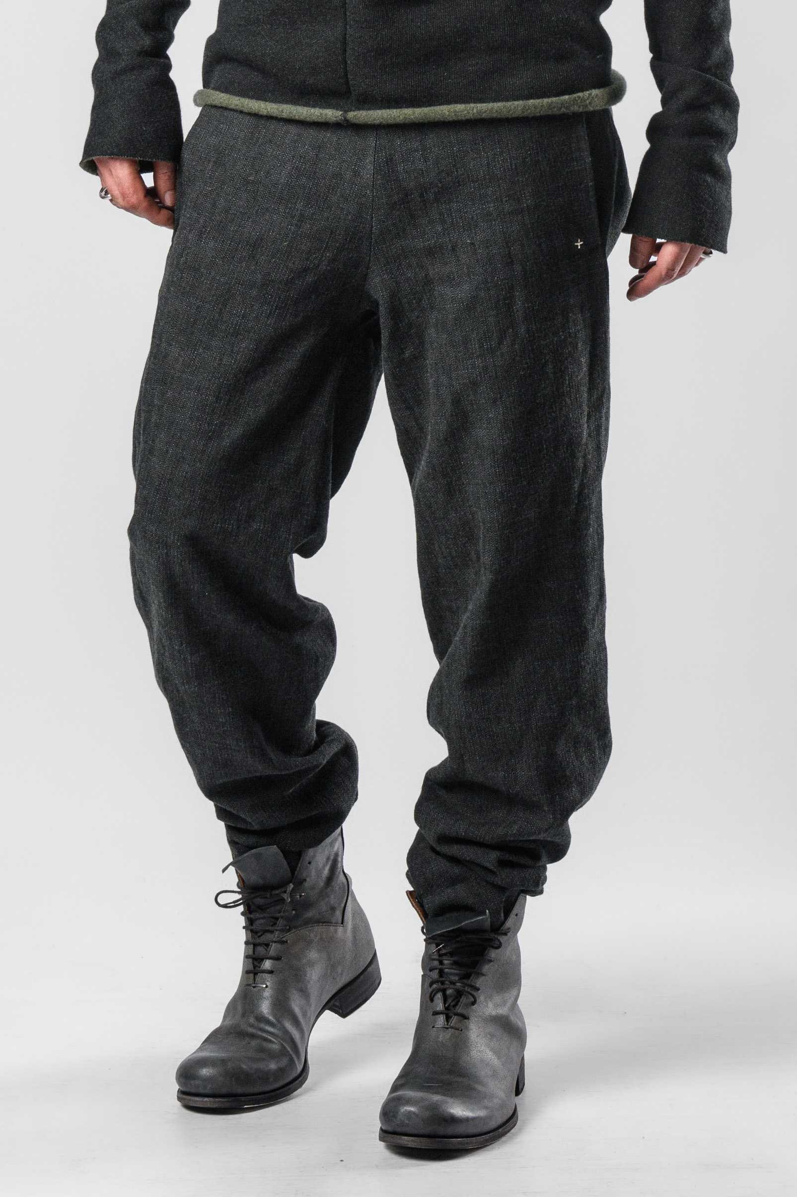 MA+ Elastic Waist Buttonable Hem Loose Trousers | Elixirgallery