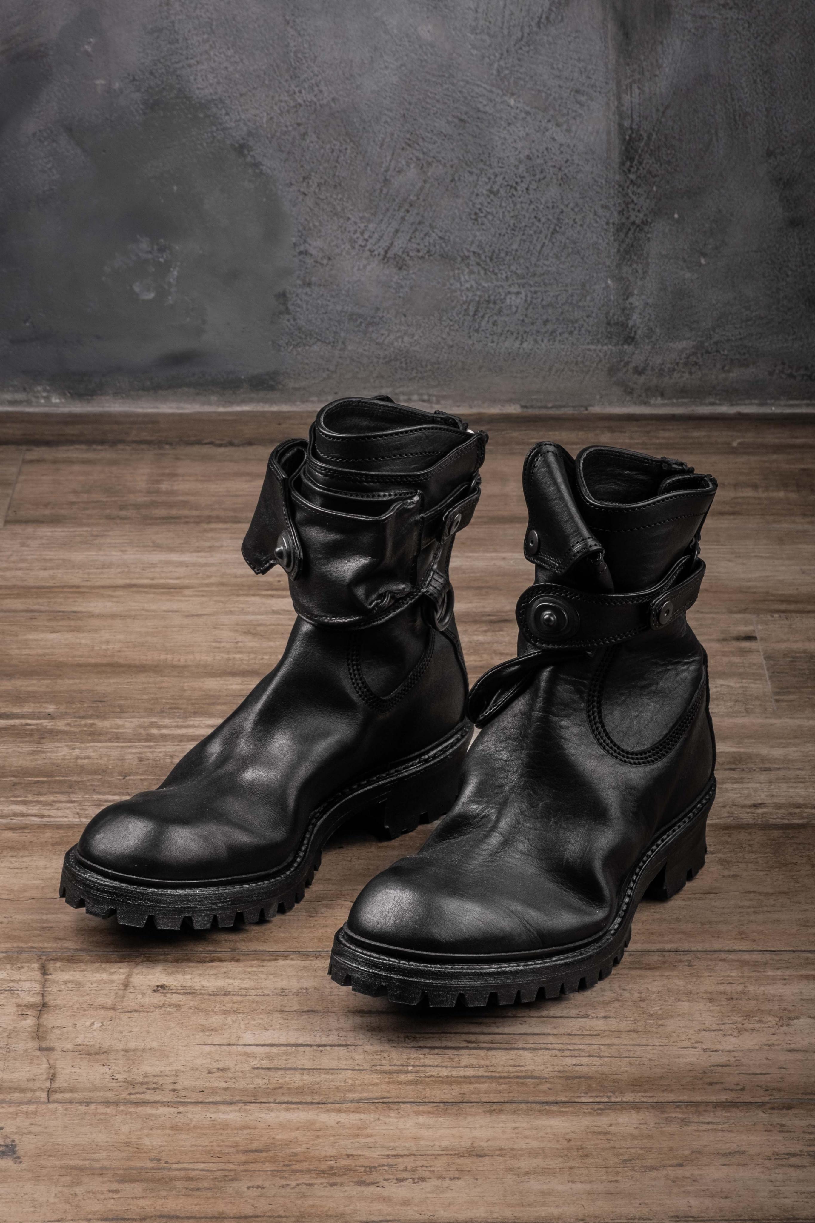 JULIUS_7 Buckled Cargo Pocket Tall Leather Boots | Elixirgallery
