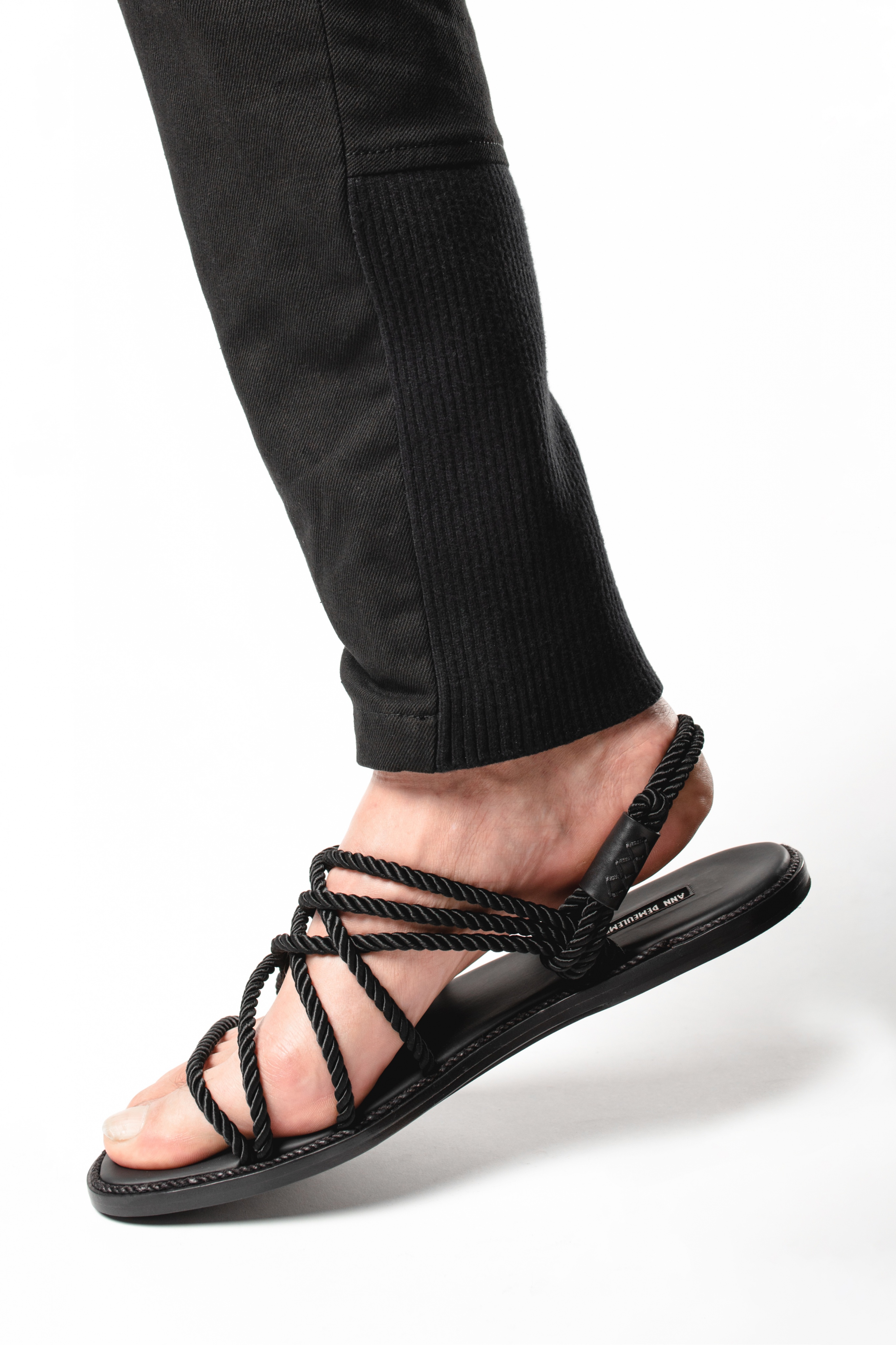 Veraangenamen stopcontact Aankondiging Ann Demeulemeester Rope and Leather Sandals (Tuscon Nero) | Elixirgallery
